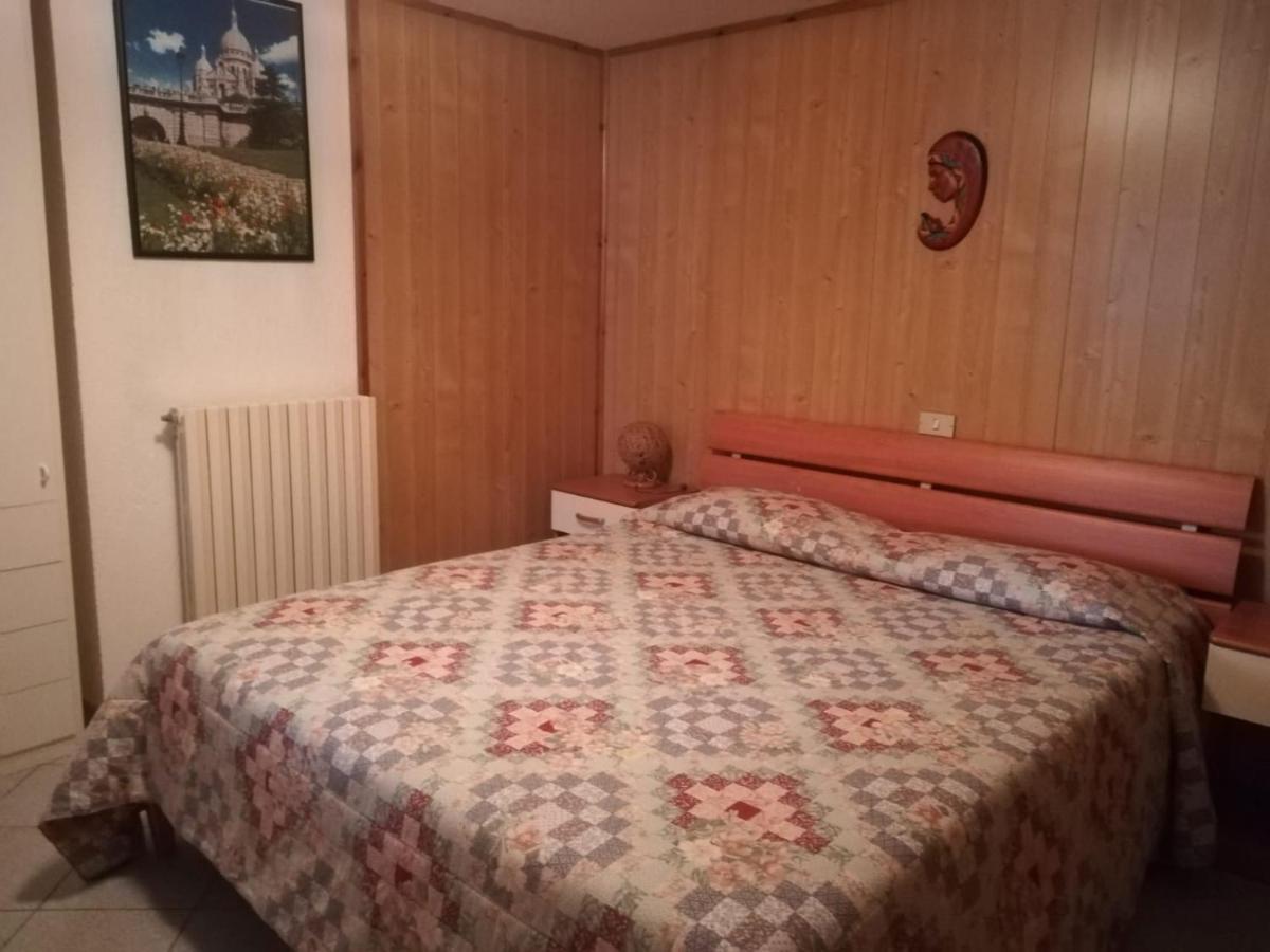 Appartamento Con Vista Chez Mary Roisan Exteriér fotografie